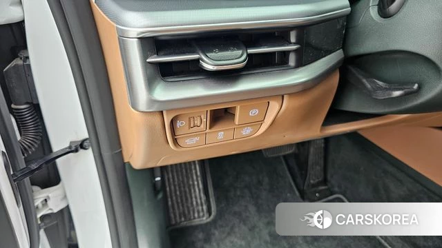 Hyundai Grandeur Hybrid (GN7) id 4322132 из Кореи 8