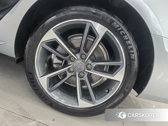 Audi A4L id 4313836 из Китая 8
