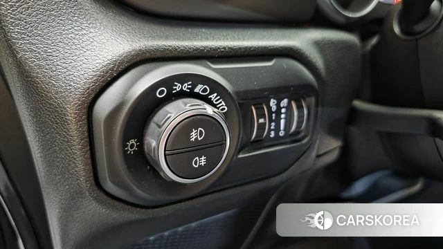 Jeep Wrangler (JL) id 4295038 из Кореи 8