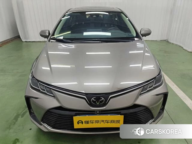 Toyota Corolla id 4348989 из Китая 8