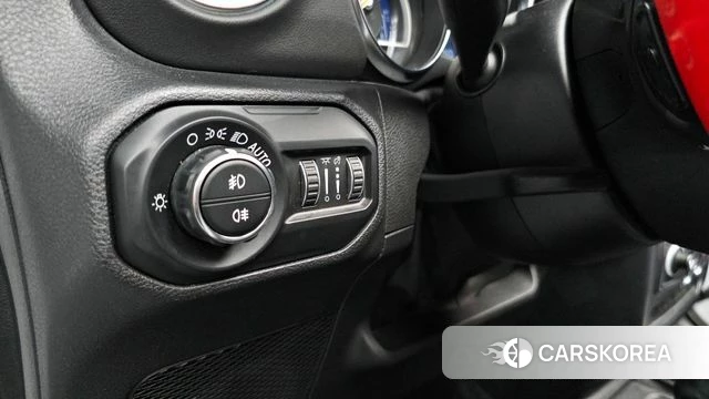 Jeep Wrangler (JL) id 4338821 из Кореи 8