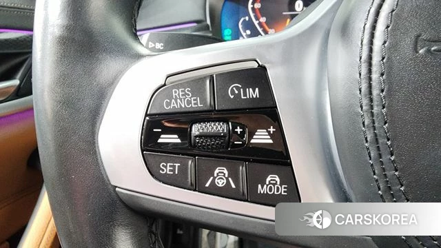 BMW 5 Series (G30) id 4500101 из Кореи 8