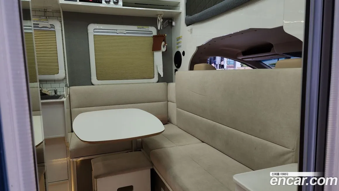 Hyundai Staria id 945802 из Кореи 8