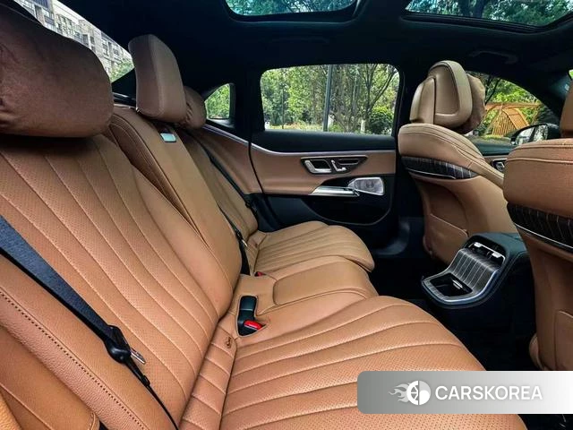 Mercedes-Benz E-class id 4300295 из Китая 8