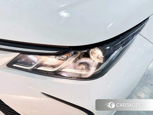 Toyota Corolla id 4353443 из Китая 8