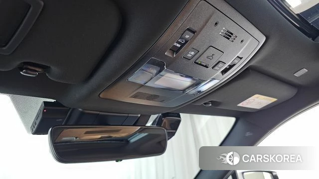Lexus UX250h id 4645556 из Кореи 8