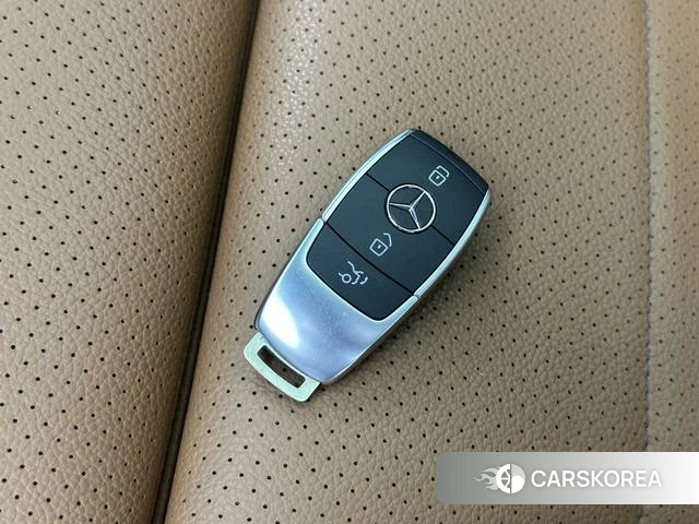 Mercedes-Benz GLC id 4299814 из Китая 8