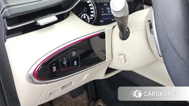 Genesis GV70 id 3401790 из Кореи 8