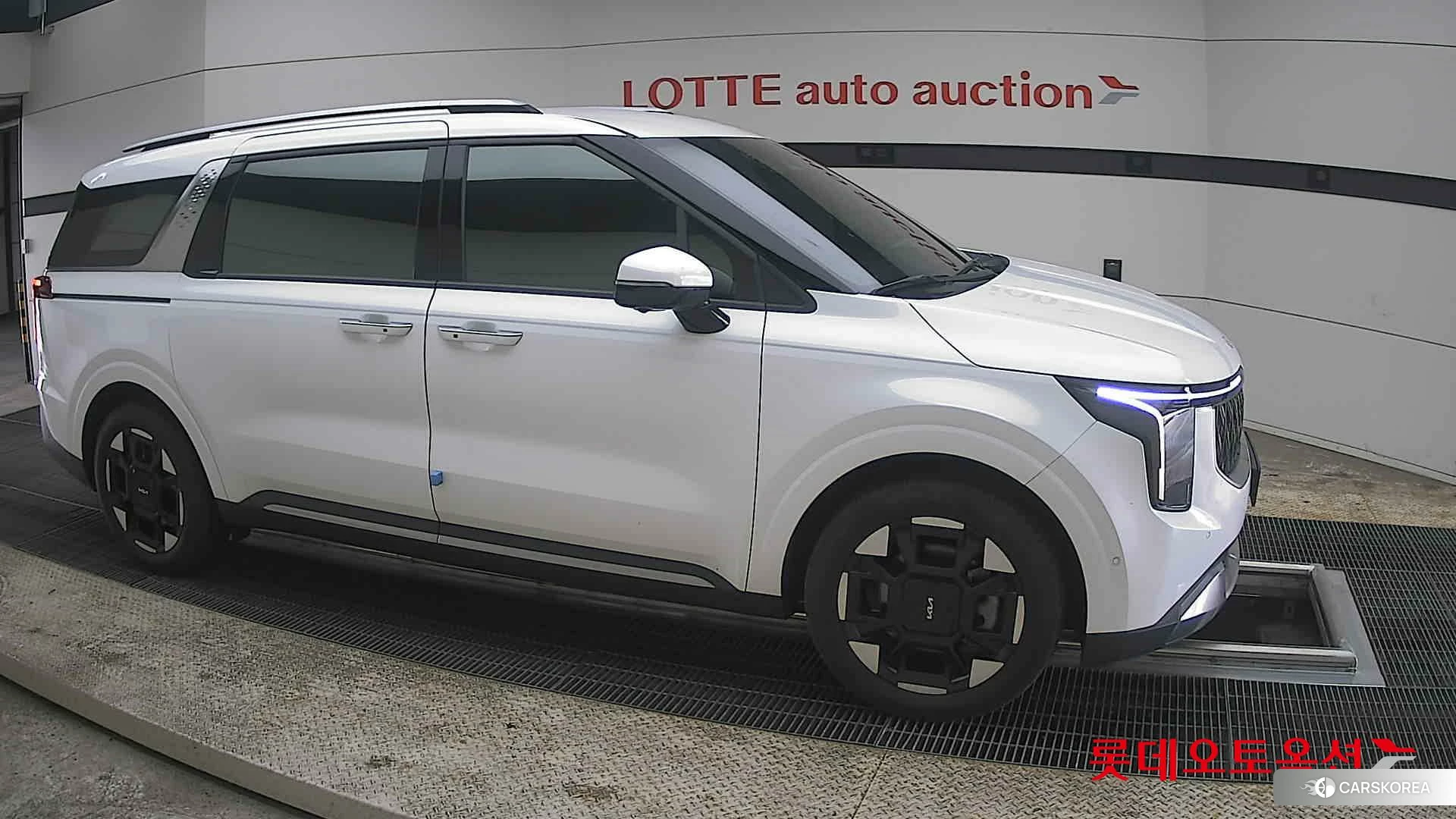 Kia Carnival Hybrid id 3888408 из Кореи 8