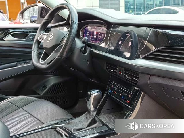 Volkswagen Passat id 4290530 из Китая 8