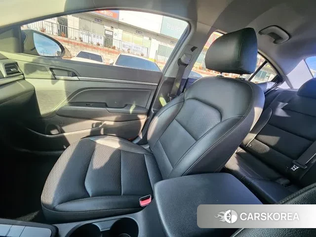 Hyundai The New Avante AD id 3538223 из Кореи 8