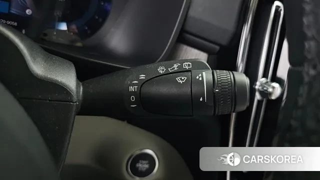 Volvo XC40 id 3268207 из Кореи 8