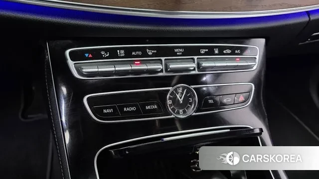 Mercedes-Benz E-Class W213 id 3698321 из Кореи 8