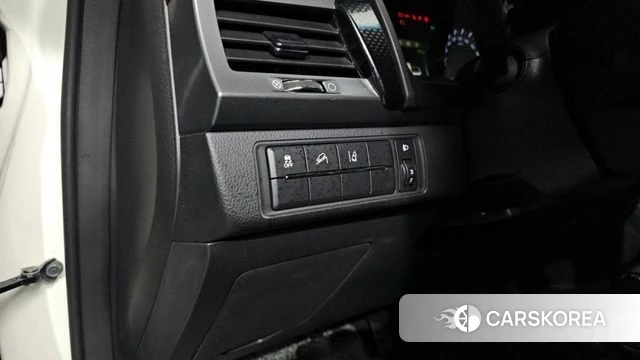 Ssangyong The New Rexton Sports Cannes id 4303870 из Кореи 8