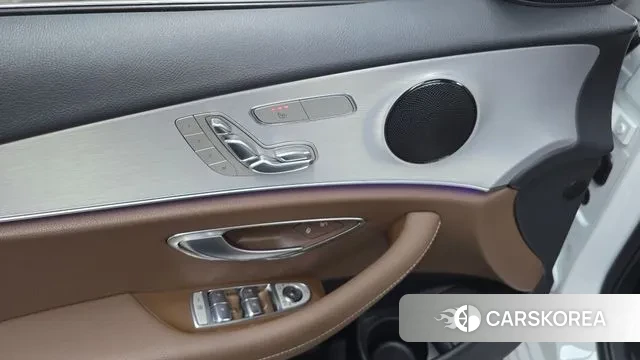 Mercedes-Benz E-Class W213 id 3753208 из Кореи 8