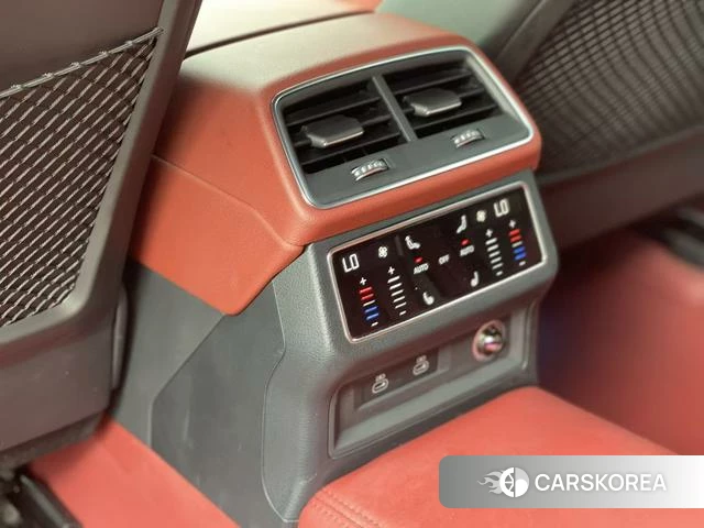 Audi A7L id 4276710 из Китая 8