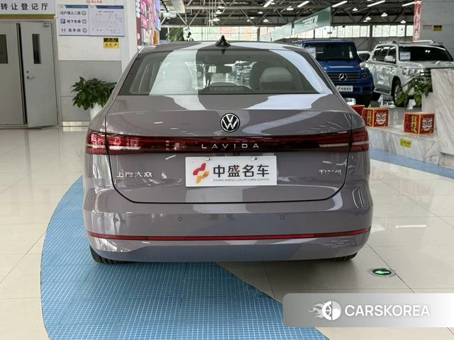 Volkswagen Lavida id 4353231 из Китая 8