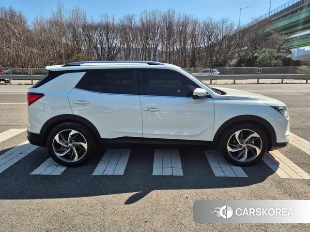 Ssangyong Beautiful Korando id 3820704 из Кореи 8