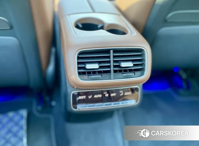 Mercedes-Benz GLS id 4257374 из Китая 8
