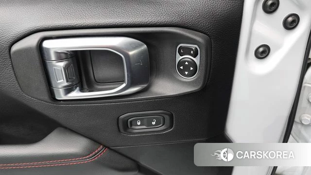 Jeep Wrangler (JL) id 3873168 из Кореи 8