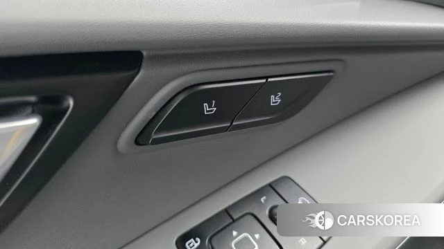 Kia Di Ol Nu Niro id 4309319 из Кореи 8