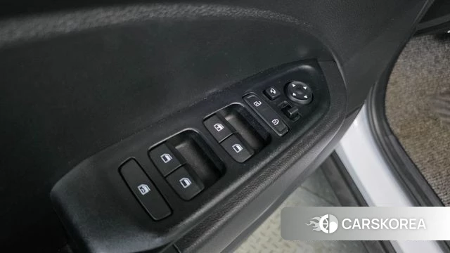 Hyundai Venue id 4195833 из Кореи 8