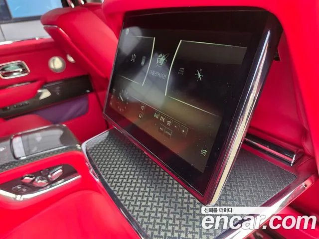 Rolls-Royce Cullinan id 2794941 из Кореи 8