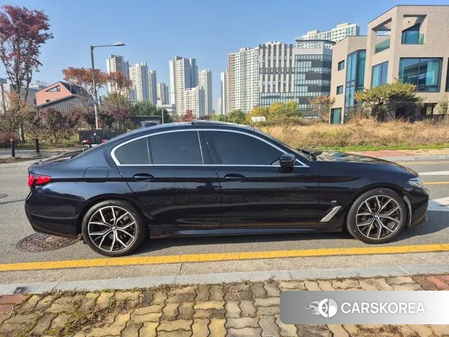 BMW 5 Series (G30) id 3360336 из Кореи 8