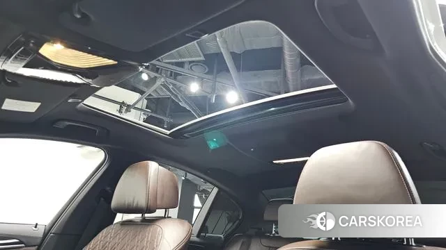 BMW 5 Series (G30) id 3322826 из Кореи 8