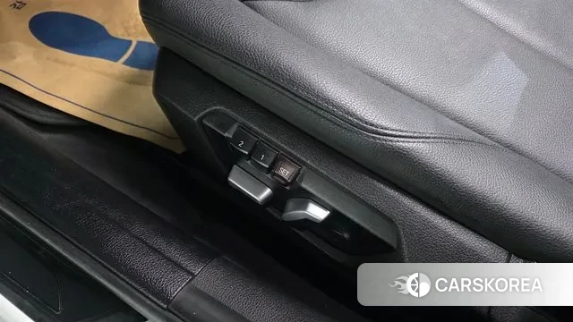 BMW 3 Series (F30) id 3573994 из Кореи 8