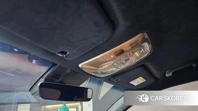 Genesis GV70 id 3483957 из Кореи 8