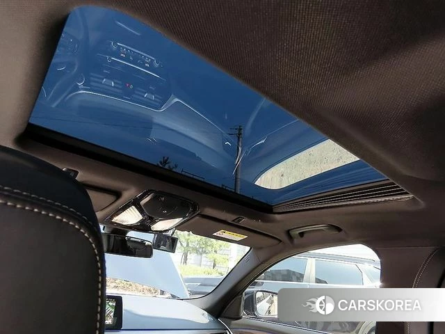 BMW 5 Series (G30) id 3829317 из Кореи 8