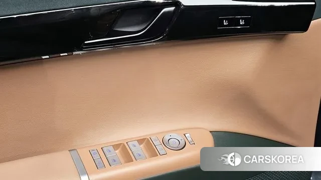 Hyundai Grandeur Hybrid (GN7) id 3689413 из Кореи 8