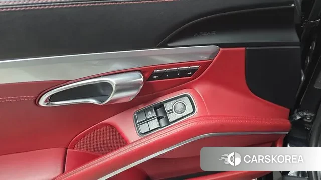 Porsche 911 id 3249308 из Кореи 8