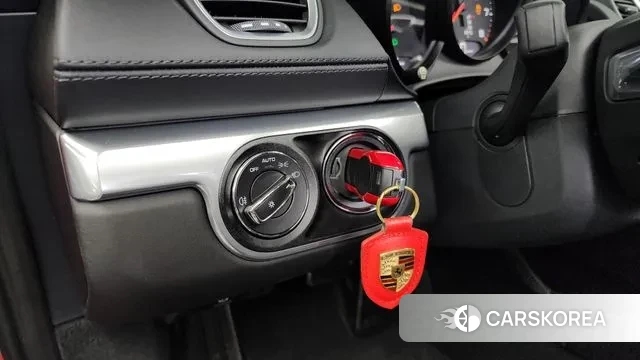 Porsche 718 Boxster id 3039199 из Кореи 8