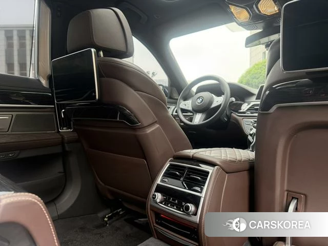 BMW 7 series id 4209342 из Китая 8