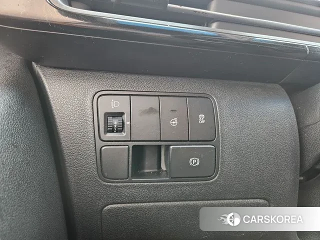 Hyundai Staria id 3261535 из Кореи 8