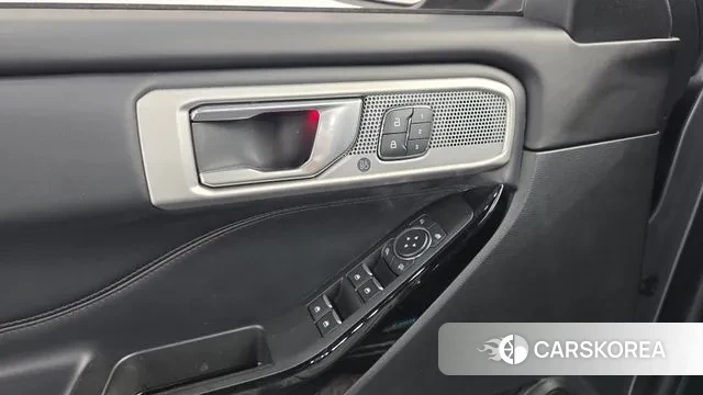 Ford Explorer 6th Generation id 3630451 из Кореи 8