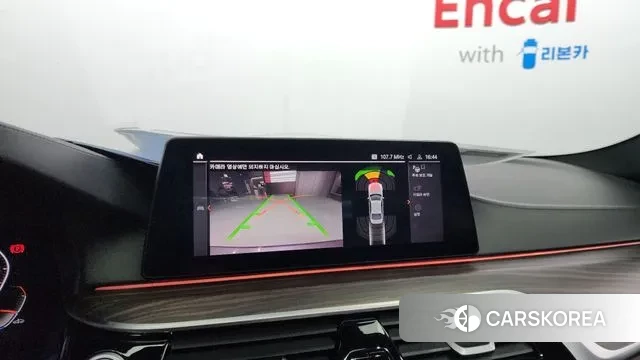 BMW 5 Series (G30) id 2891097 из Кореи 8