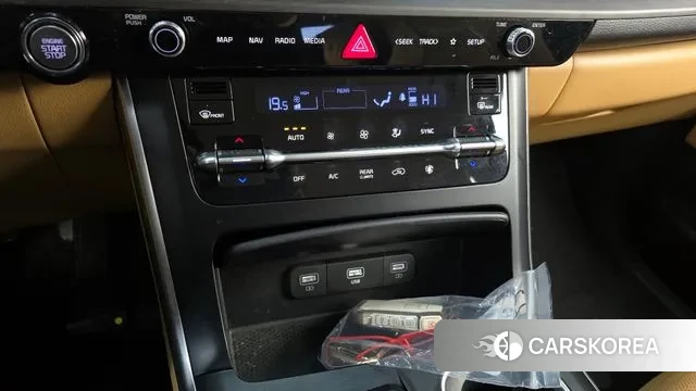 Kia Carnival 4th generation id 3634366 из Кореи 8