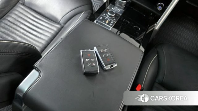 Land Rover Discovery 5 id 4180558 из Кореи 8