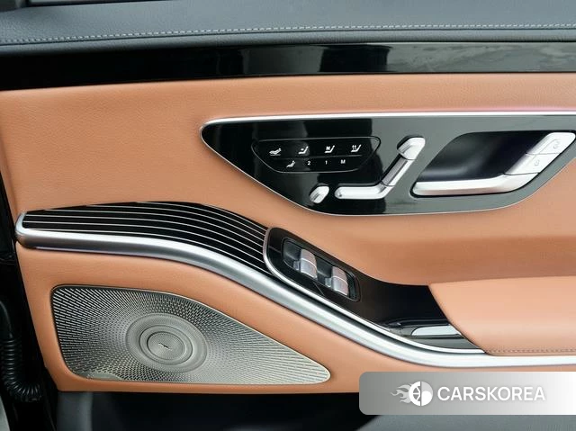 Mercedes-Benz S-class id 4374428 из Китая 8