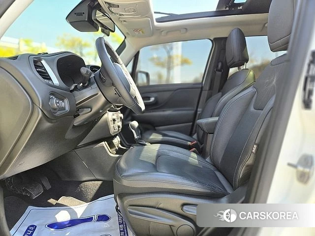 Jeep Renegade id 3904100 из Кореи 8