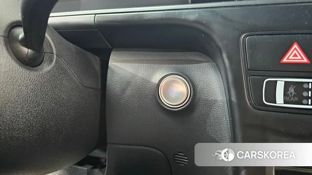 Hyundai Staria id 4604097 из Кореи 8