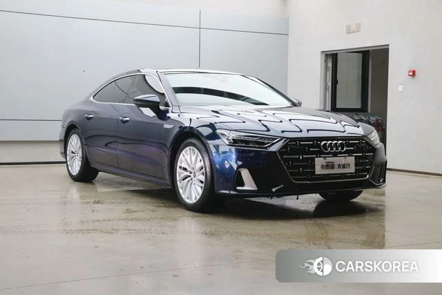 Audi A7L id 4278606 из Китая 8