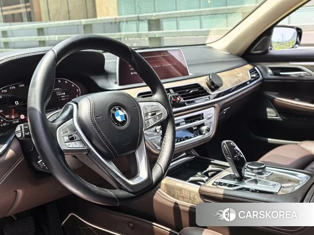 BMW 7 series id 4277245 из Китая 8