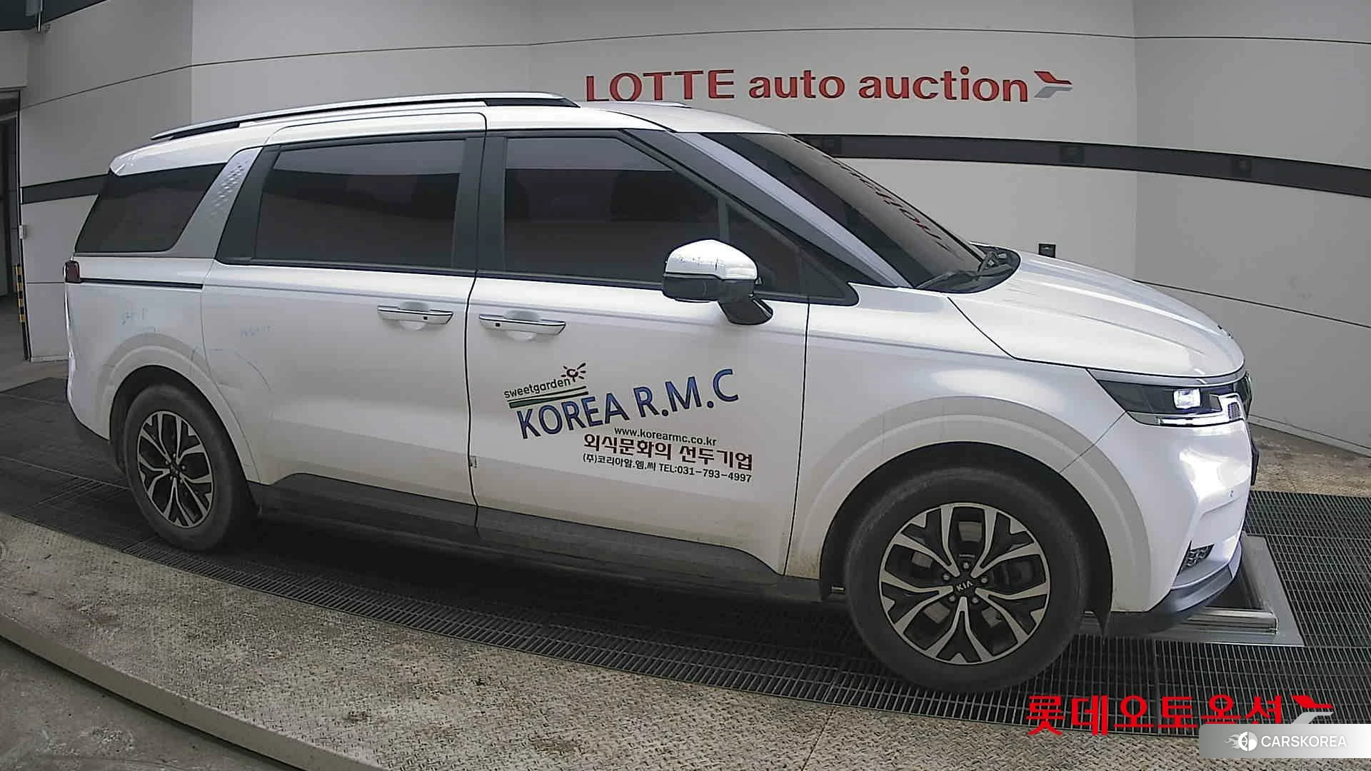 Kia Carnival id 3875729 из Кореи 8