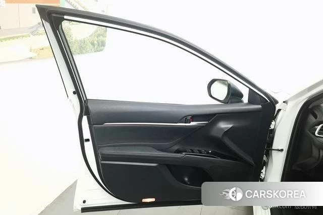 Toyota Camry id 4307152 из Китая 8
