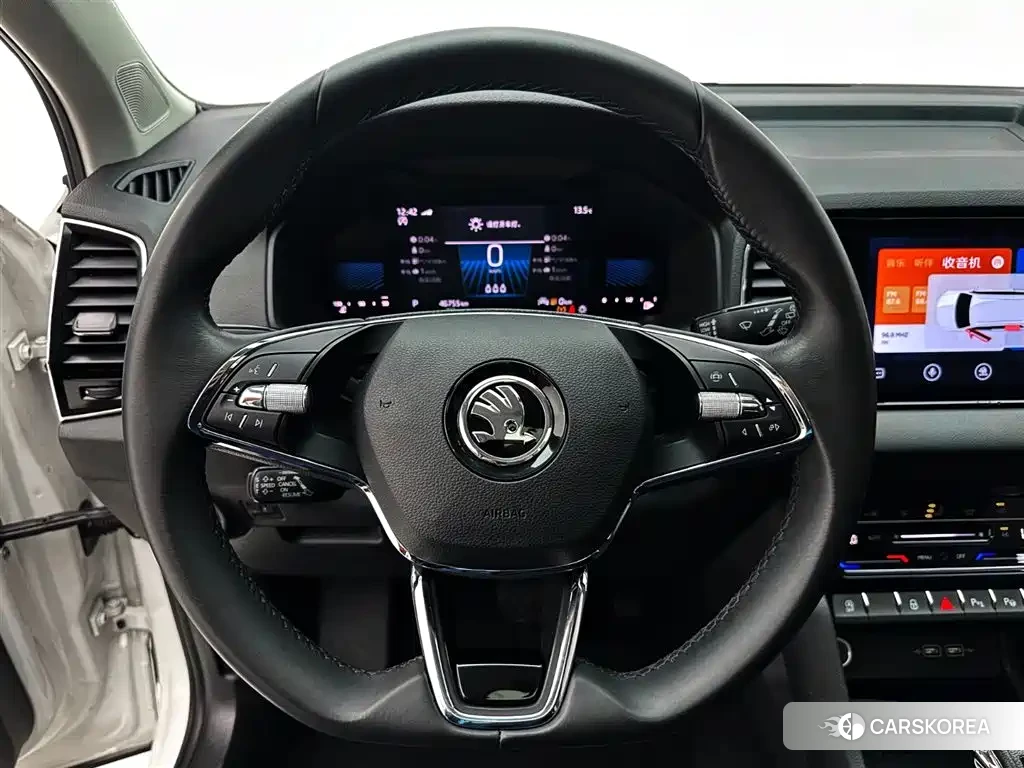 Skoda Karoq id 4628183 из Китая 8