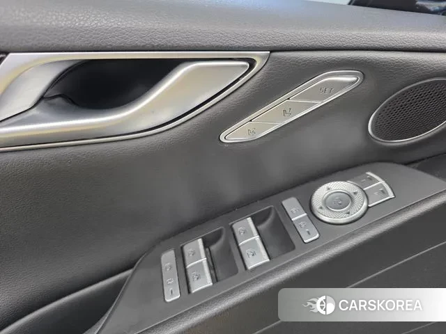 Genesis G80 (RG3) id 3038470 из Кореи 8